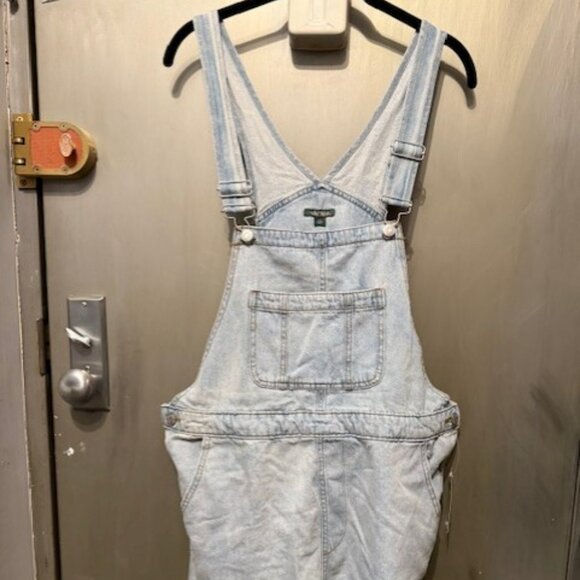 Wild fable denim short distressed / frayed overalls - romper - Picture 6 of 16
